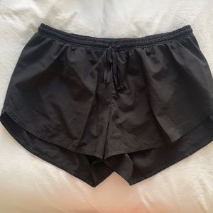Black old navy active shorts